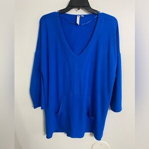 Super Soft! Cable & Gauge Blue Tunic Top